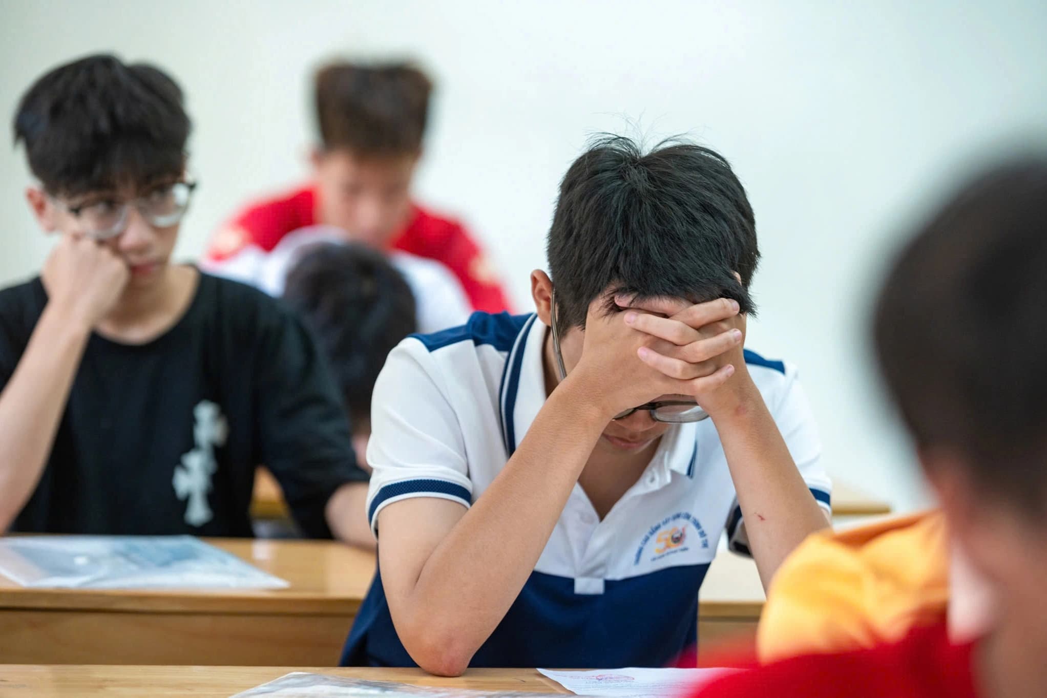 Thí sinh chờ điểm chuẩn: Lo lắng và hồi hộp