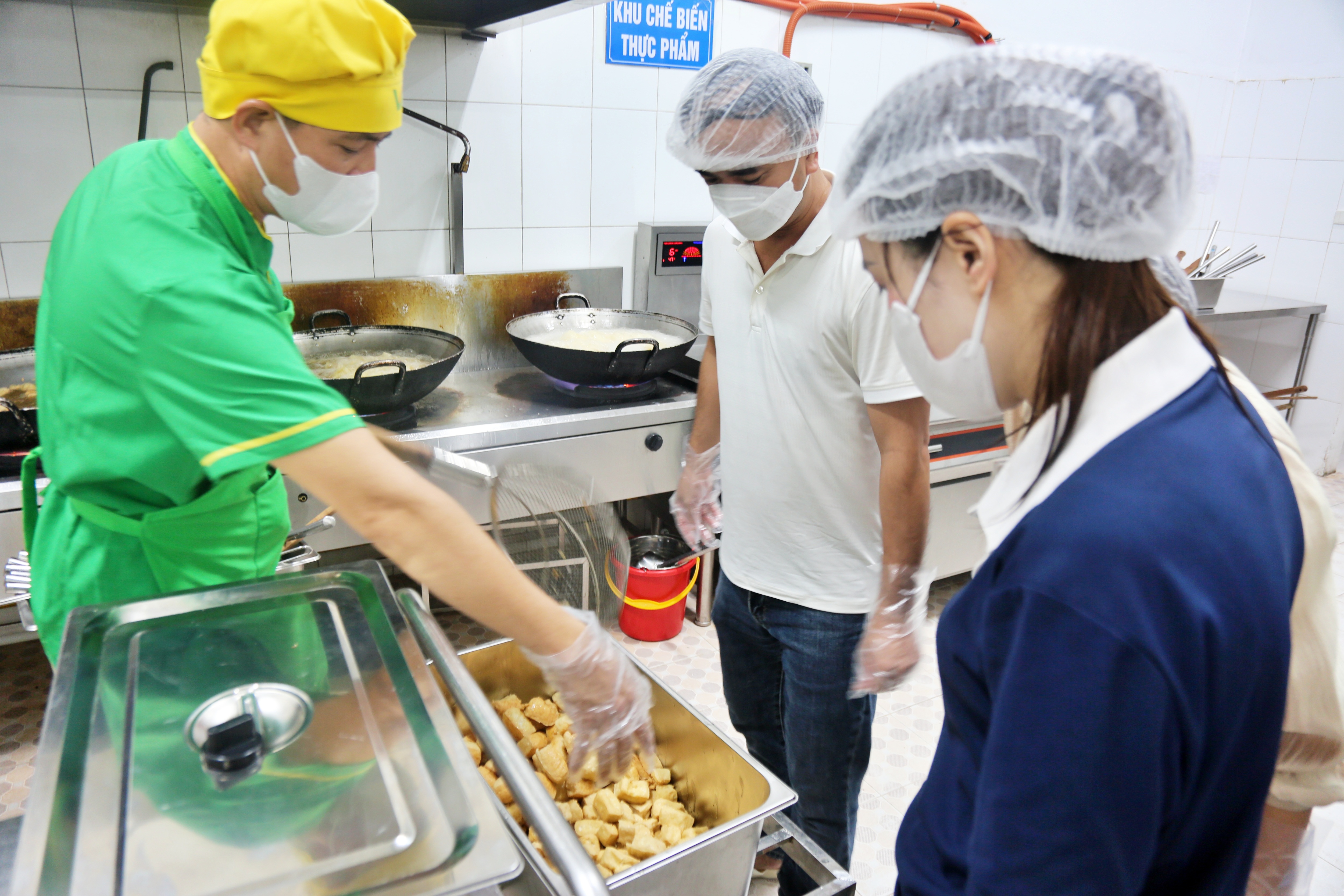 Hà Nội thành lập 4 đoàn kiểm tra đột xuất bữa ăn bán trú tại trường học