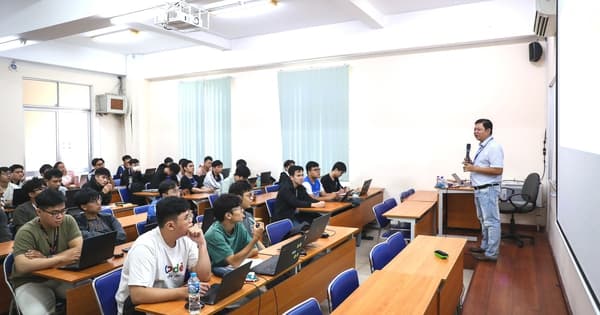 Giảm số lượng cơ sở đào tạo tiến sĩ đến 2030: Tác động tới nguồn giảng viên cao cấp