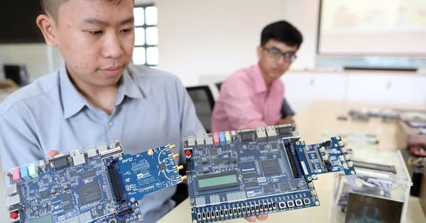 Mức lương sinh viên mới ra trường ngành điện tử ở Việt Nam: Cạnh tranh, gần mức Philippines, thấp hơn Malaysia