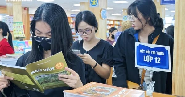 Thực hiện yêu cầu dùng tài liệu ngoài sách giáo khoa trong kiểm tra văn học: Cần xem xét lại phương pháp